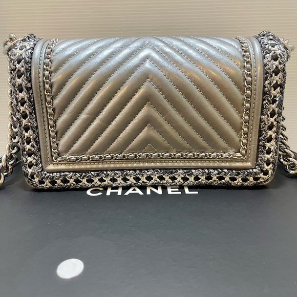 ❌SOLD❌💯Authentic Chanel Boy Chevron Jacket Flap Bag - Picture 3 of 16